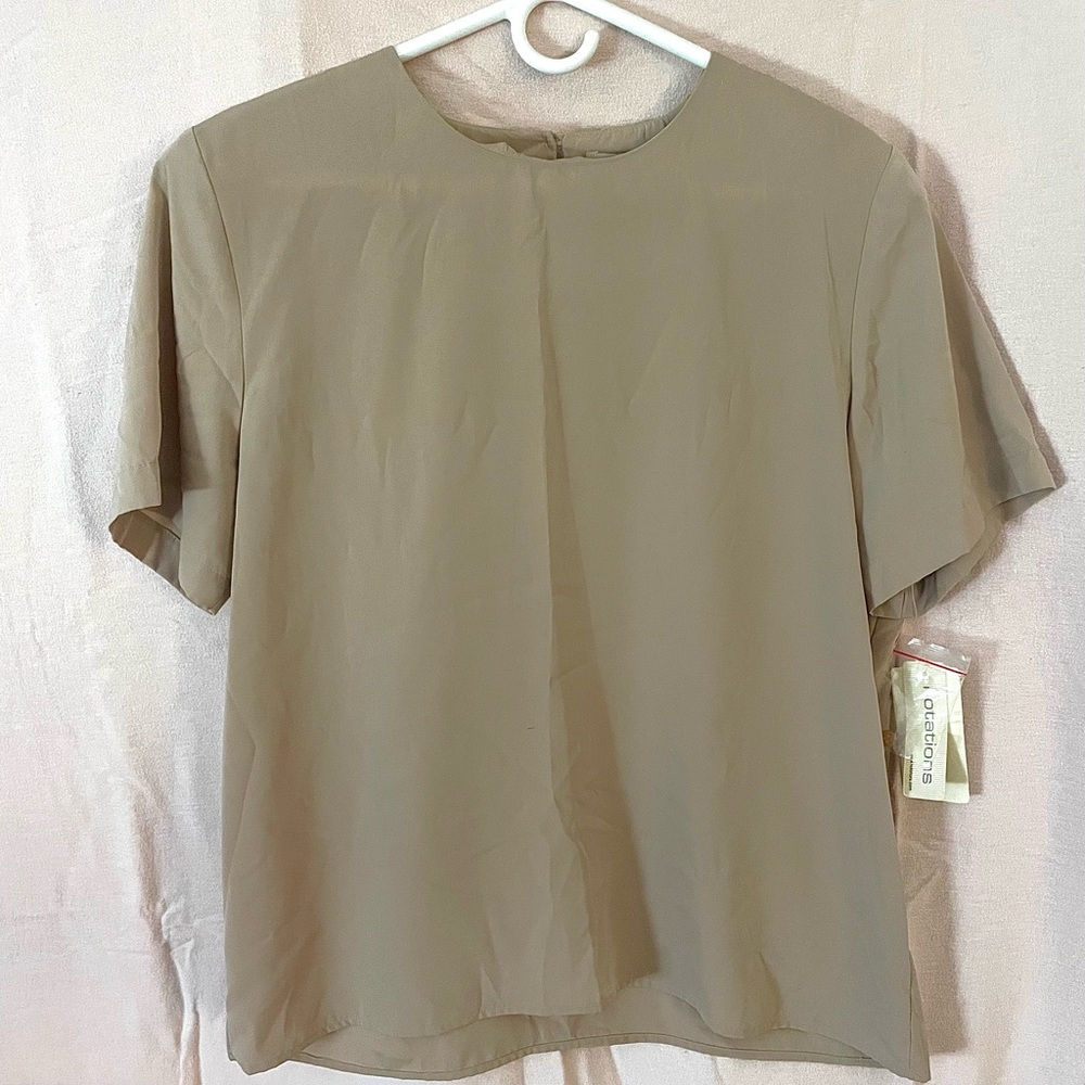 Tan Short-Sleeve Women’s Blouse